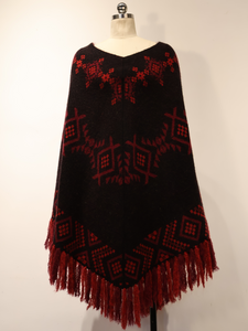 深色民族风针织斗篷