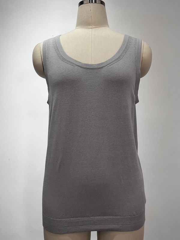  羊绒和丝绸女性无缝服装