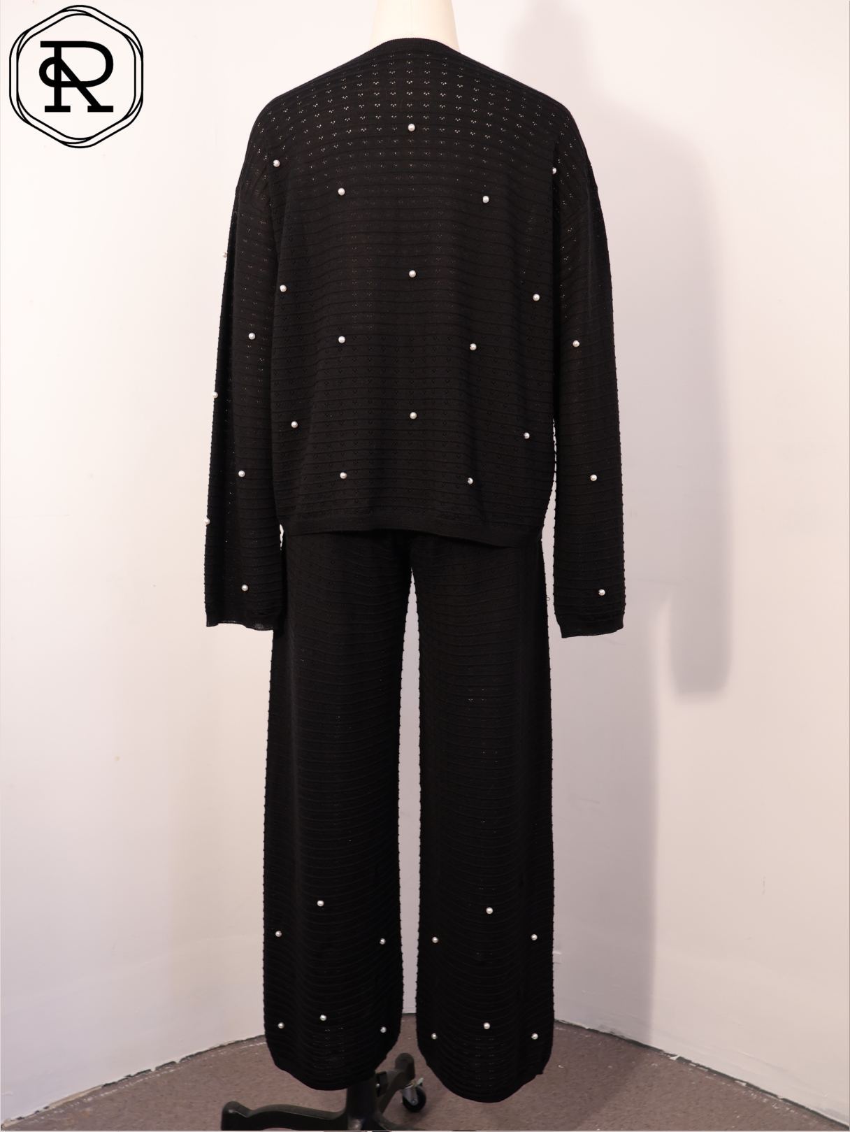 珍珠缀饰网眼针织两件套